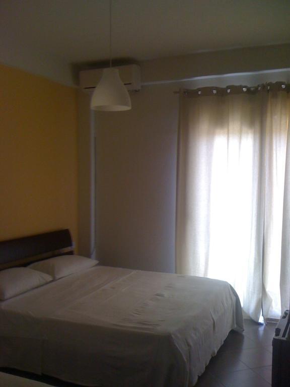 Guest House Plazhi Dhërmi Værelse billede